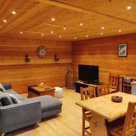 L'Appartement Montagnard D'Estelle 4-6 Personnes Lanslebourg-Mont-Cenis Buitenkant foto